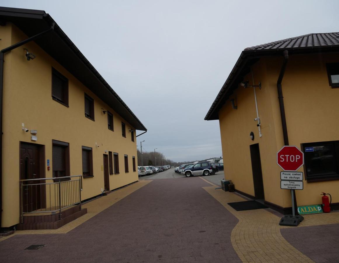 Alda Apartment Pyrzowice Exterior photo